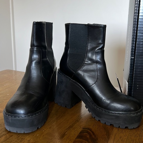 dELiA*s Shoes - Lug sole booties
